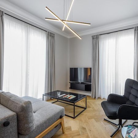 King Apartment Thessaloniki By Luxlikehome Exterior photo
