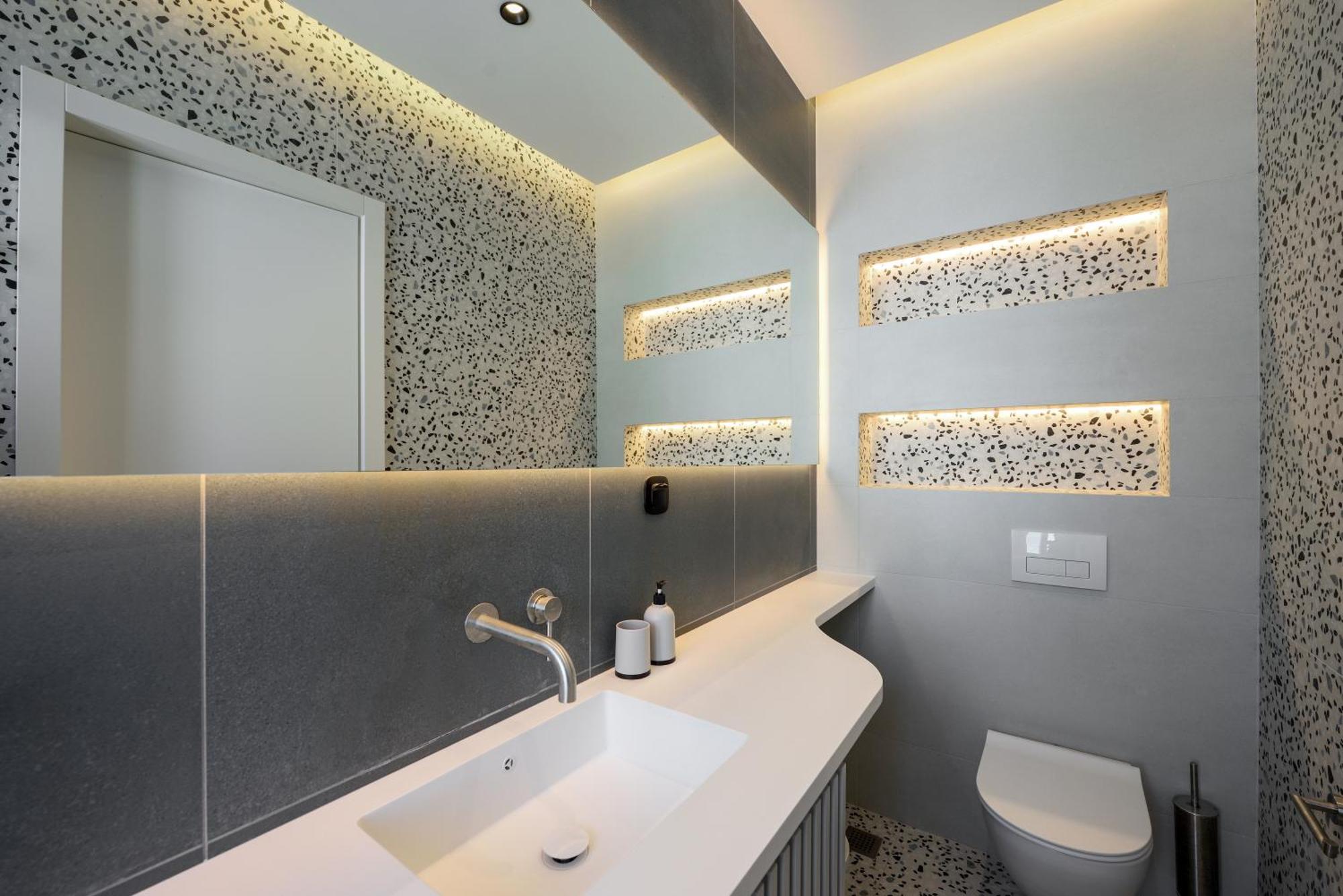 King Apartment Thessaloniki By Luxlikehome Exterior photo