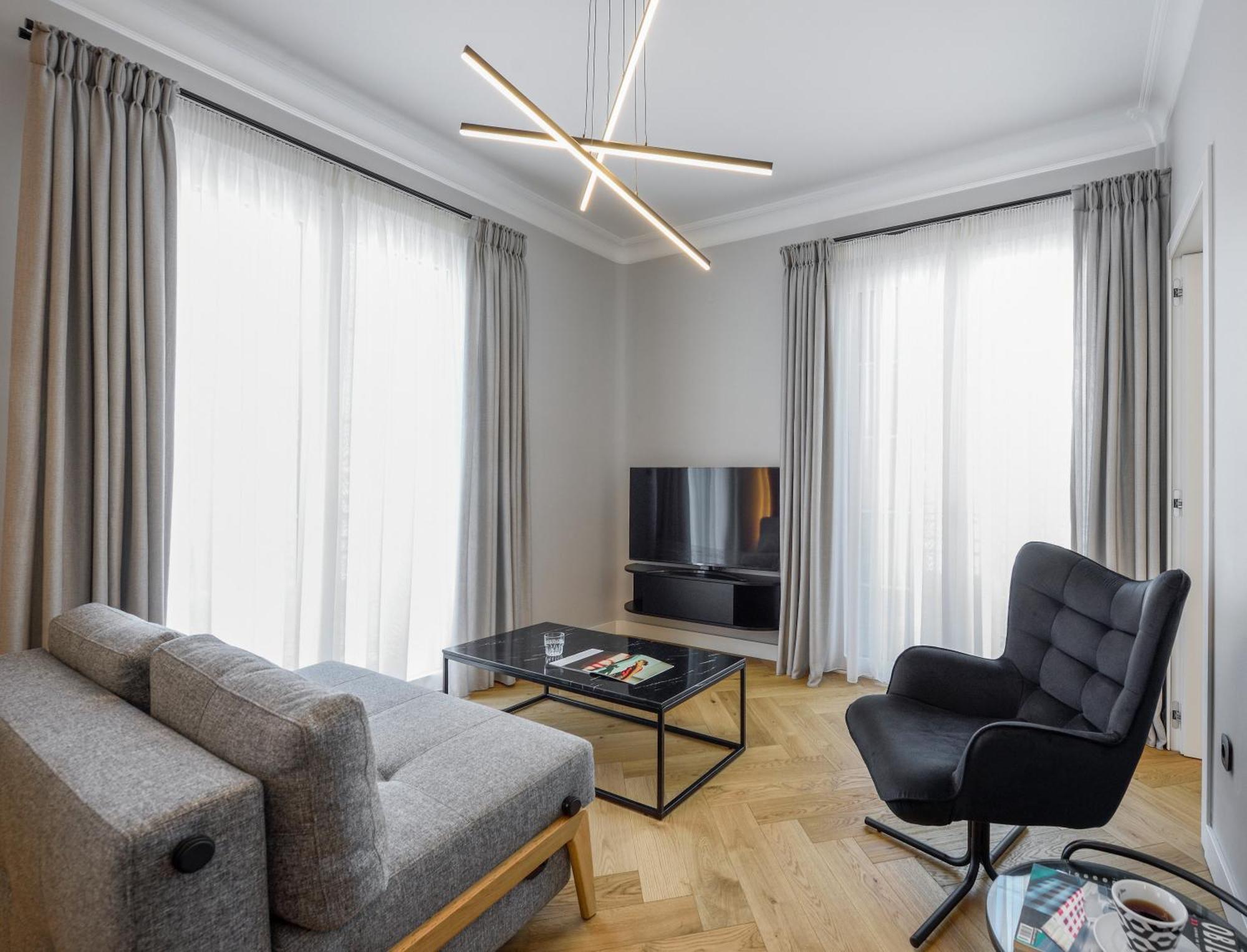 King Apartment Thessaloniki By Luxlikehome Exterior photo