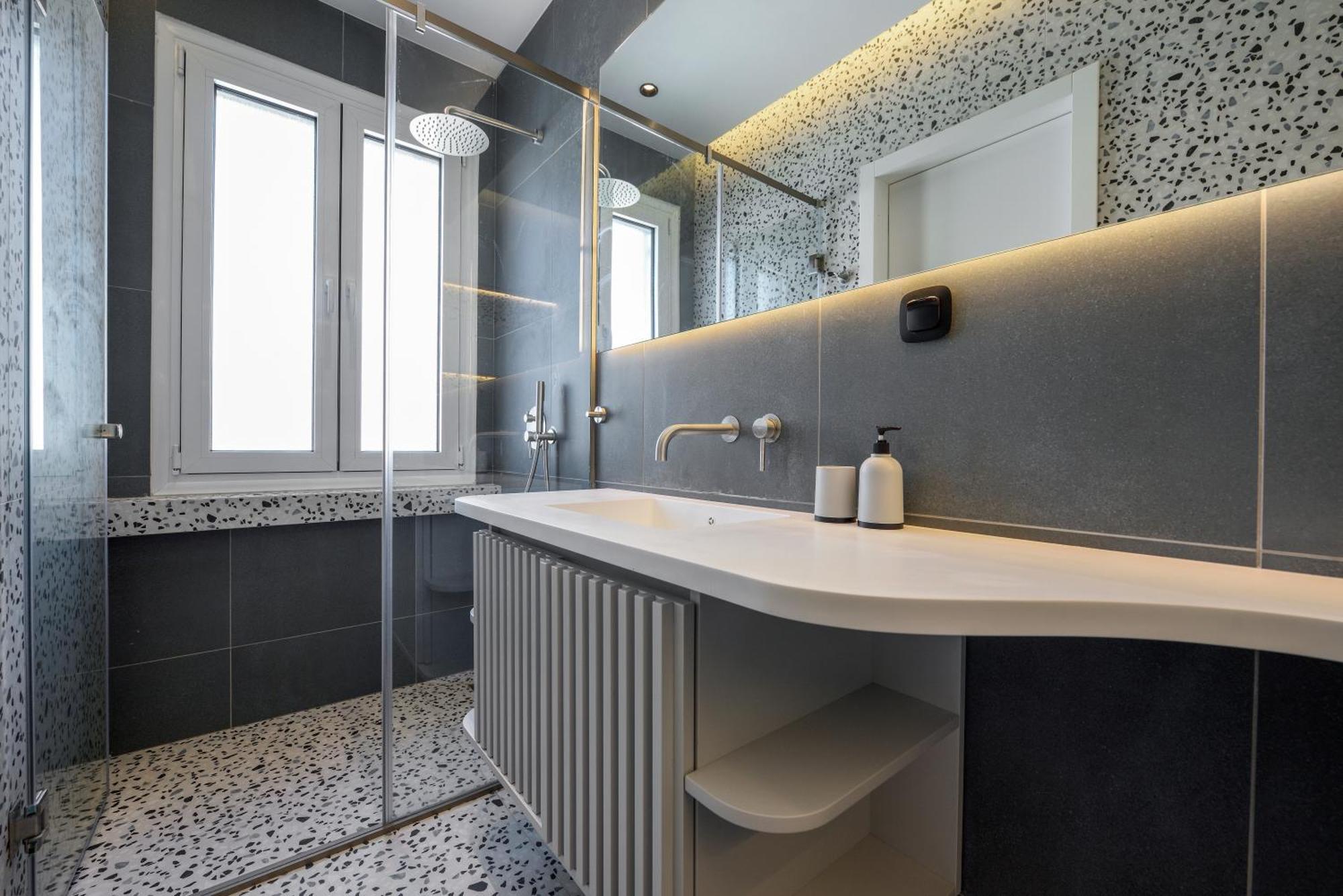King Apartment Thessaloniki By Luxlikehome Exterior photo