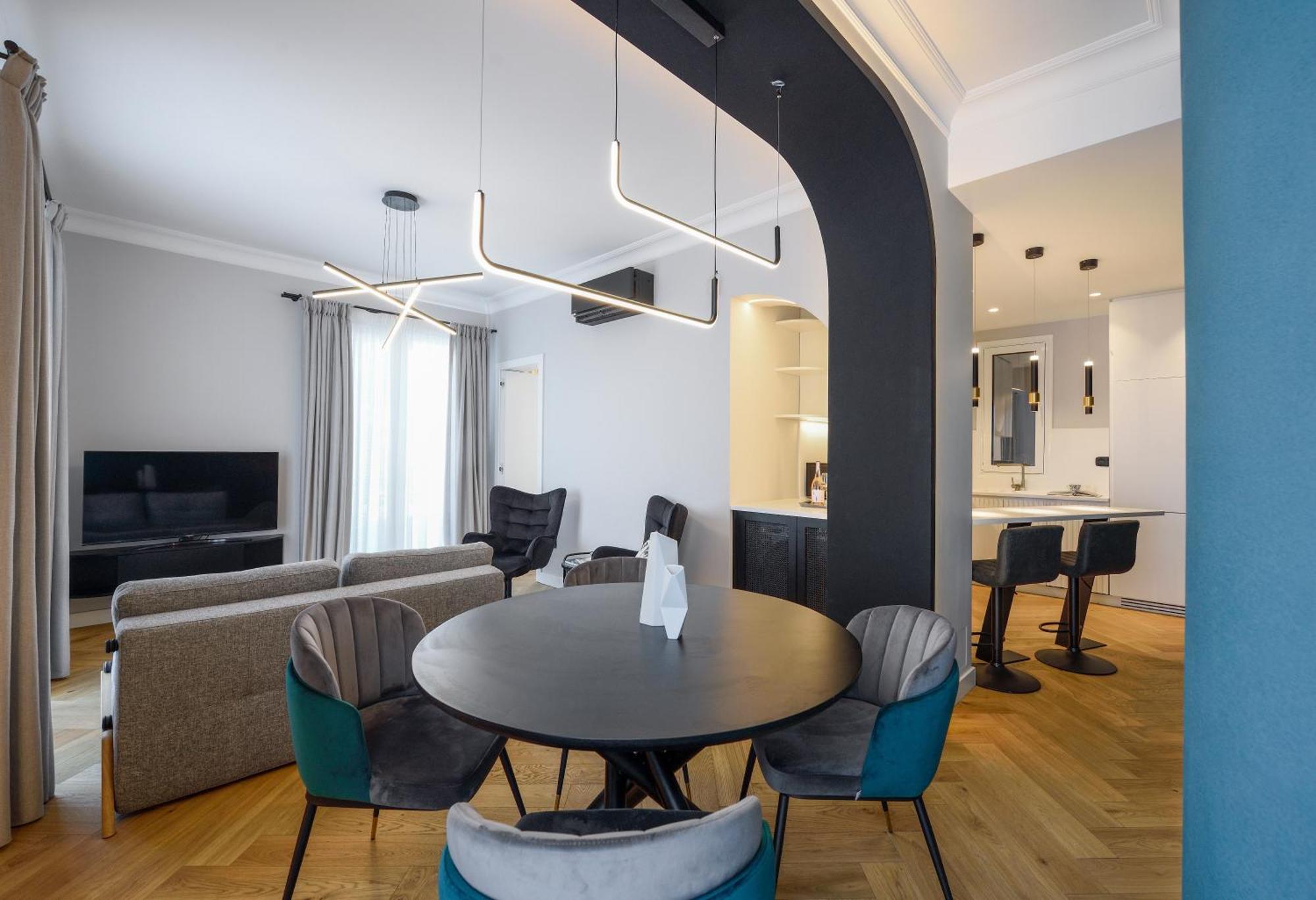 King Apartment Thessaloniki By Luxlikehome Exterior photo